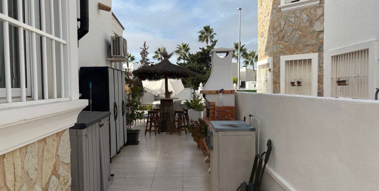 Resale - Townhouse -
Algorfa - Montemar