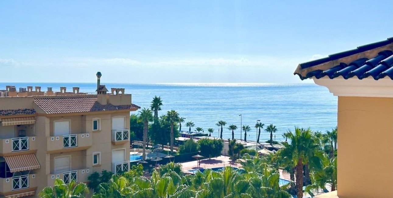 Resale - Penthouse -
Orihuela Costa - Aguamarina