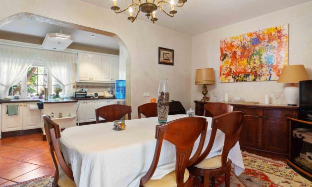 Resale - Villa -
Orihuela Costa - Cabo Roig