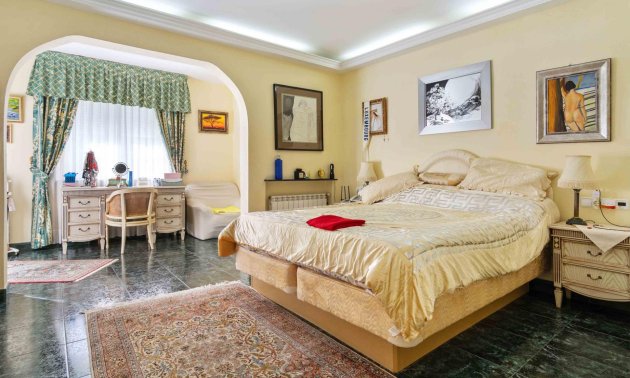 Resale - Villa -
Orihuela Costa - Cabo Roig