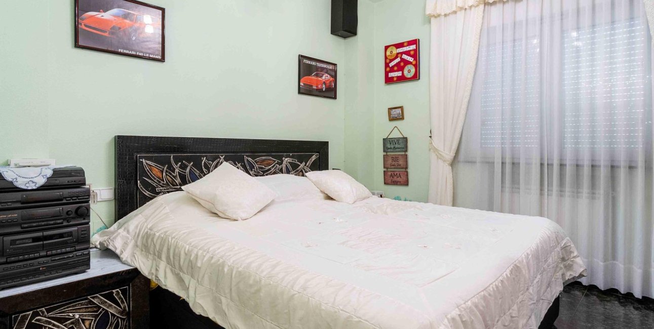 Resale - Villa -
Orihuela Costa - Cabo Roig