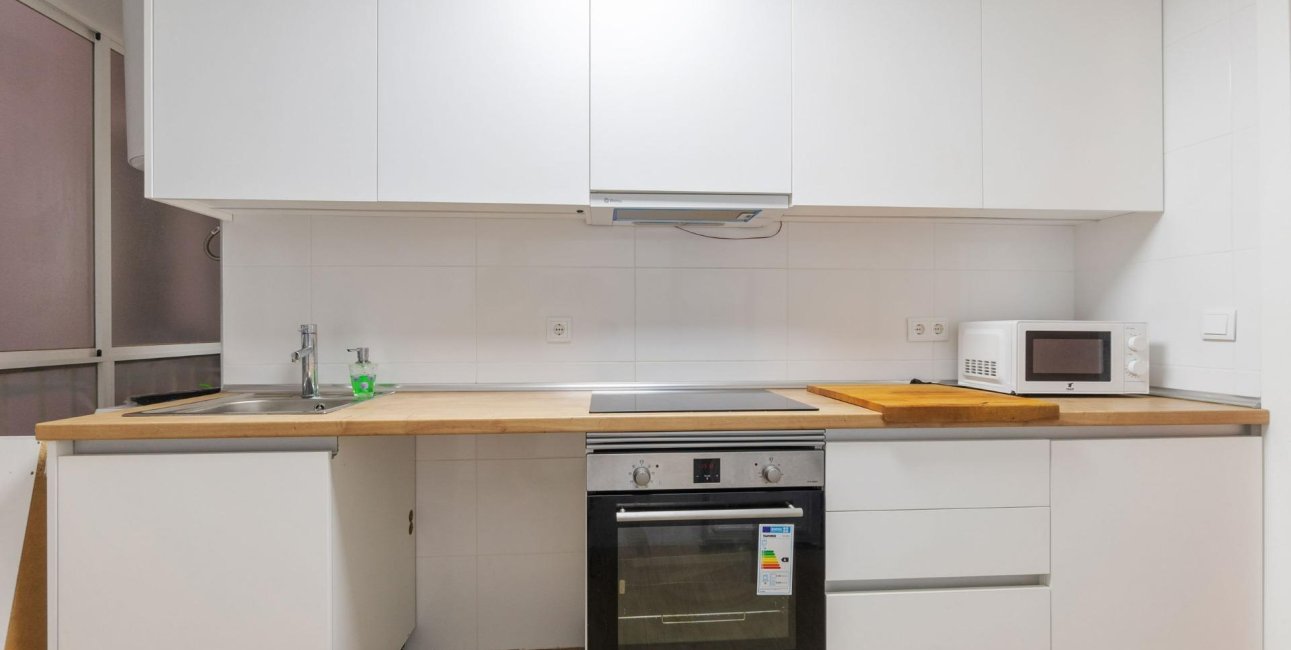 Resale - Apartment / flat -
Torrevieja - Playa Del Cura