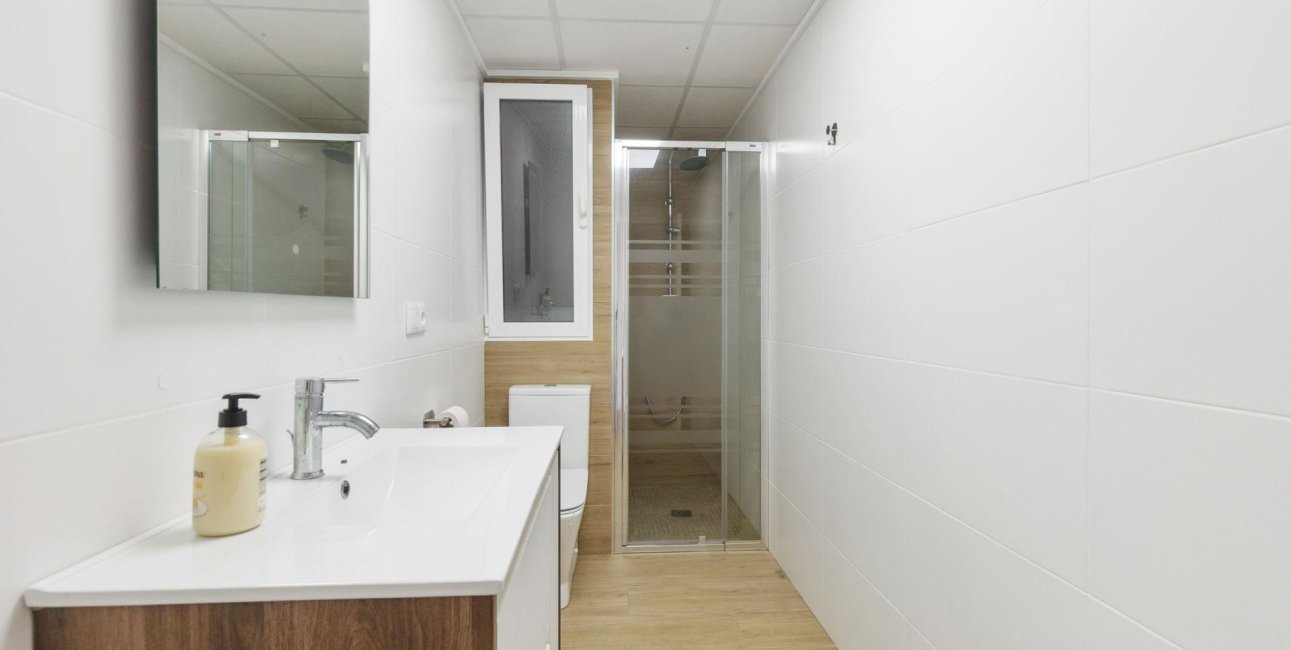 Resale - Apartment / flat -
Torrevieja - Playa Del Cura