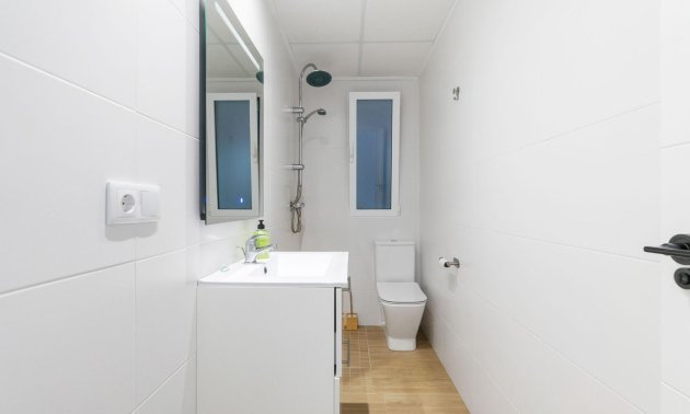 Resale - Apartment / flat -
Torrevieja - Playa Del Cura