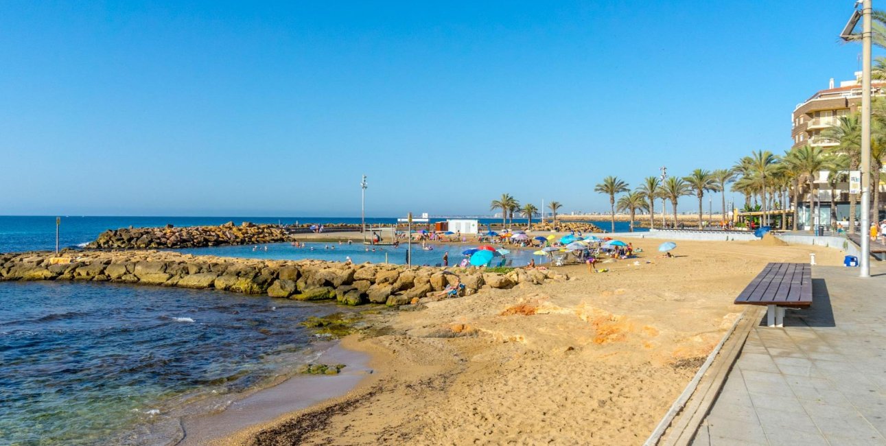 Resale - Apartment / flat -
Torrevieja - Playa Del Cura