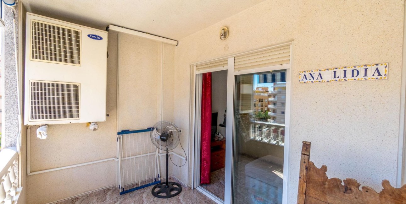 Reventa - Apartamento / piso -
Torrevieja - Torrevieja - Centre