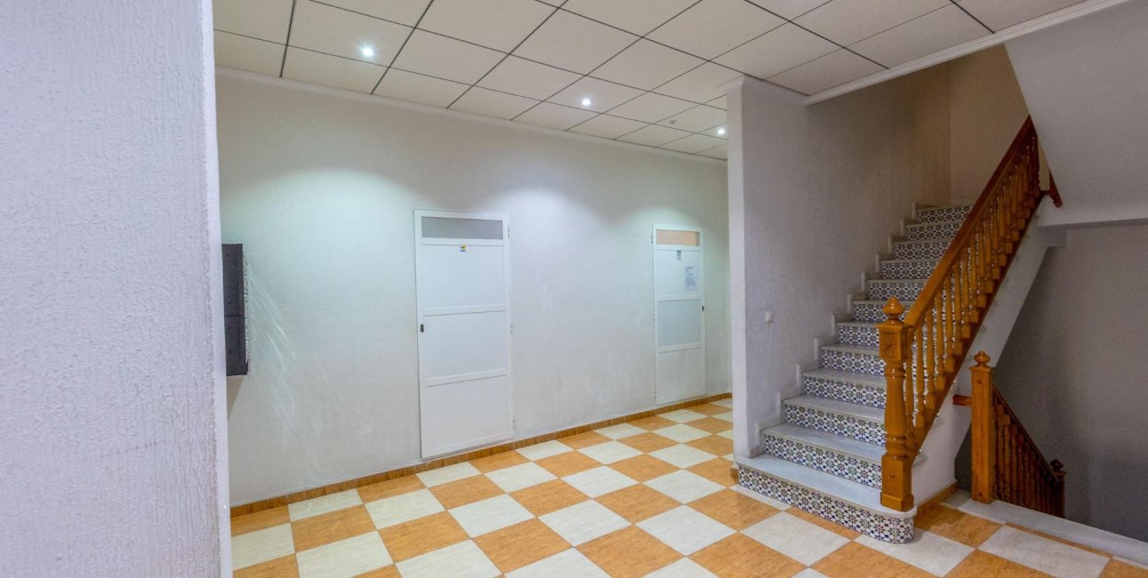 Reventa - Apartamento / piso -
Torrevieja - Torrevieja - Centre