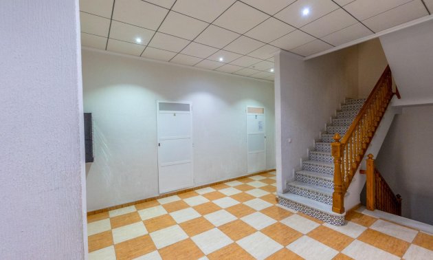 Reventa - Apartamento / piso -
Torrevieja - Torrevieja - Centre