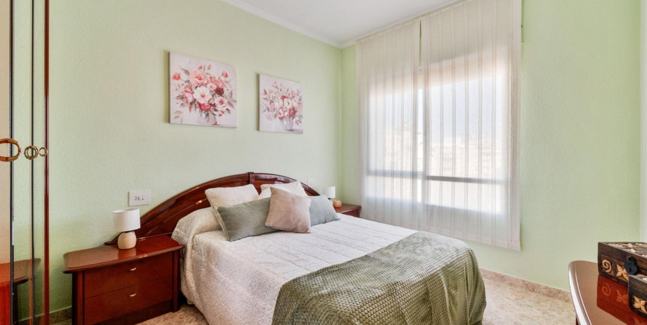 Resale - Apartment / flat -
Torrevieja - Torrevieja - Centre