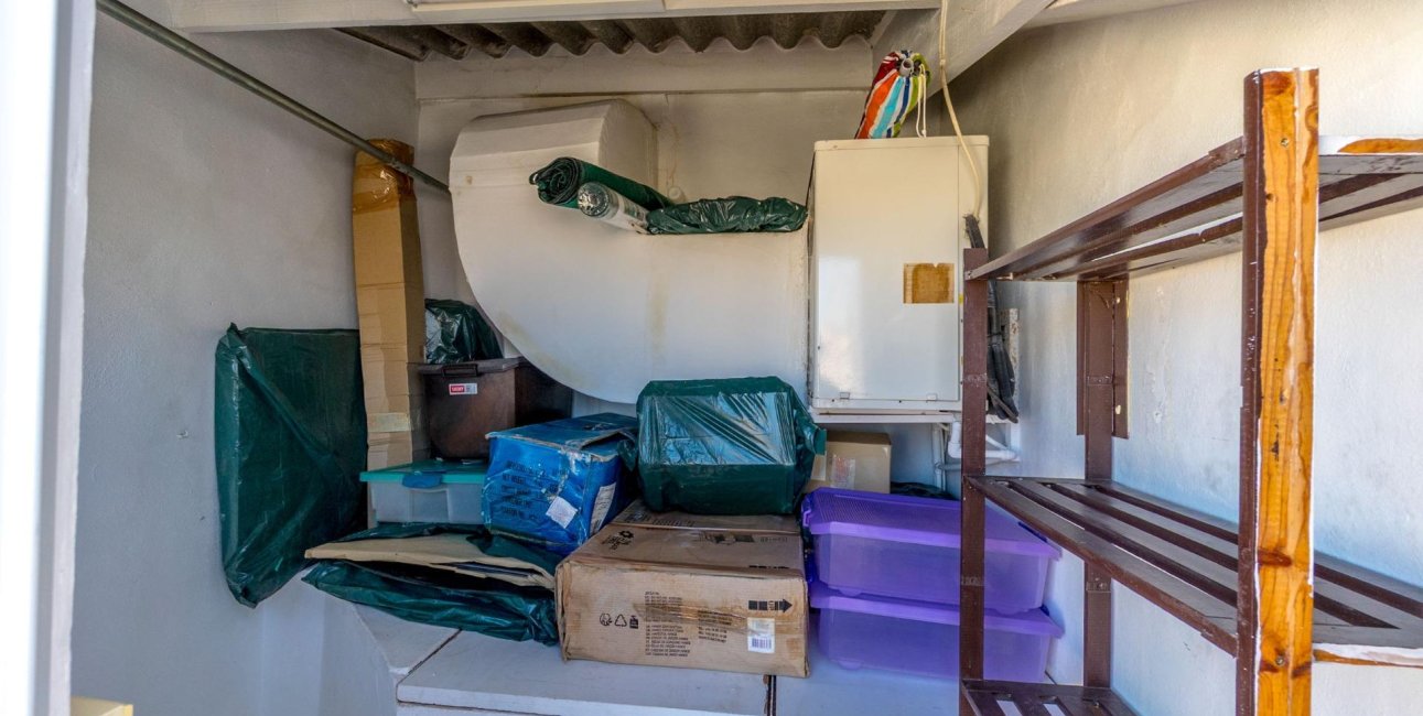 Resale - Apartment / flat -
Torrevieja - Torrevieja - Centre