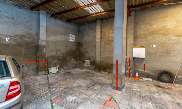 Resale - Apartment / flat -
Torrevieja - Torrevieja - Centre