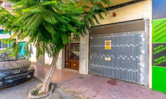 Resale - Apartment / flat -
Torrevieja - Torrevieja - Centre