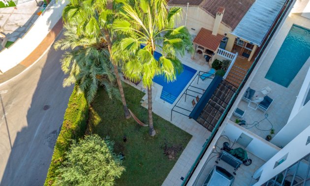 Resale - Villa -
Torrevieja - Los Balcones