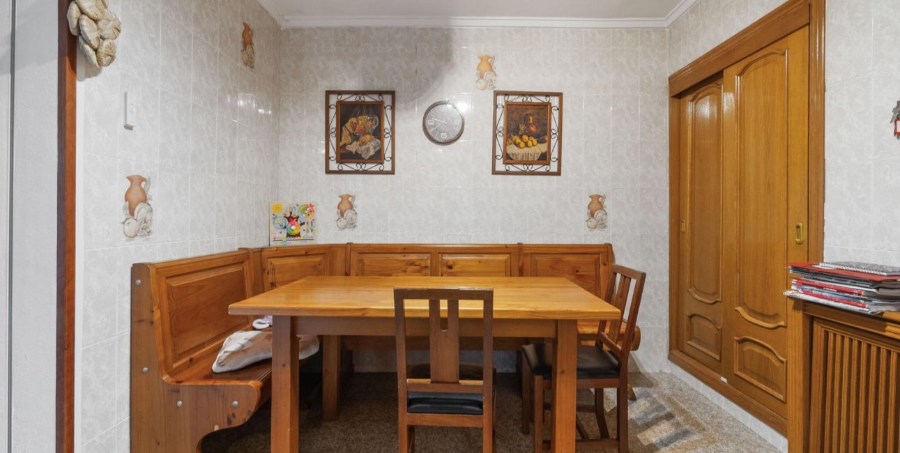 Resale - Villa -
Torrevieja - Los Balcones