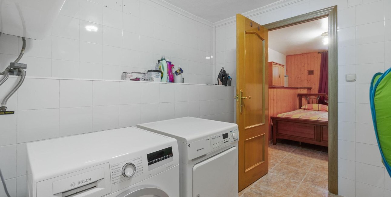 Resale - Villa -
Torrevieja - Los Balcones