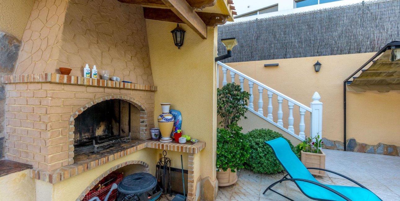 Resale - Villa -
Torrevieja - Los Balcones