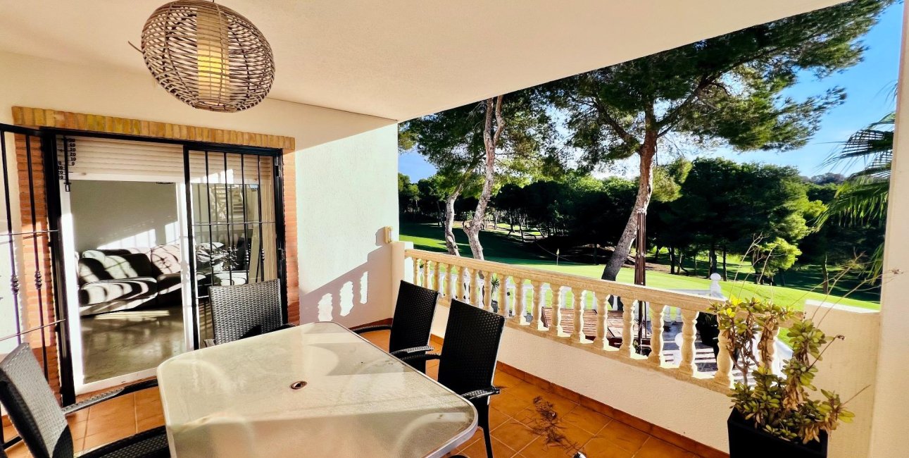 Resale - Villa -
Orihuela Costa - Las Ramblas