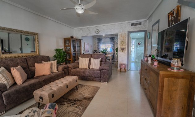 Resale - Townhouse -
Ciudad Quesada - Lo Marabu