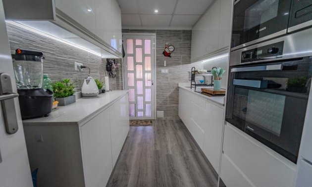 Resale - Townhouse -
Ciudad Quesada - Lo Marabu