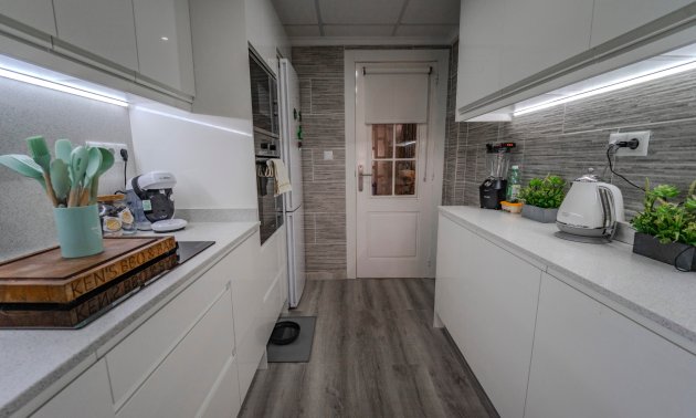 Resale - Townhouse -
Ciudad Quesada - Lo Marabu