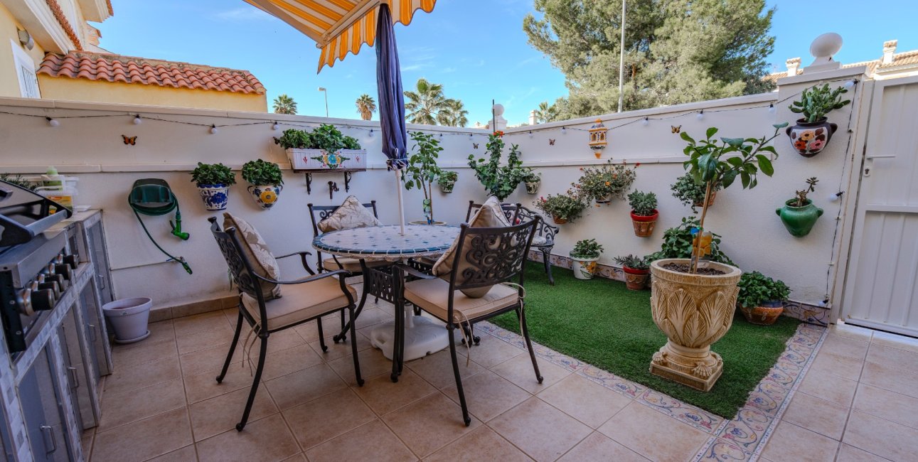 Resale - Townhouse -
Ciudad Quesada - Lo Marabu