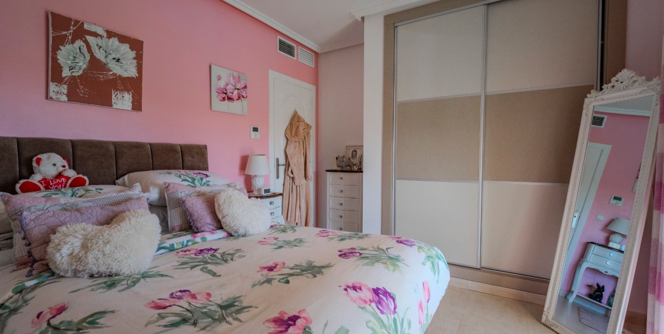 Resale - Townhouse -
Ciudad Quesada - Lo Marabu