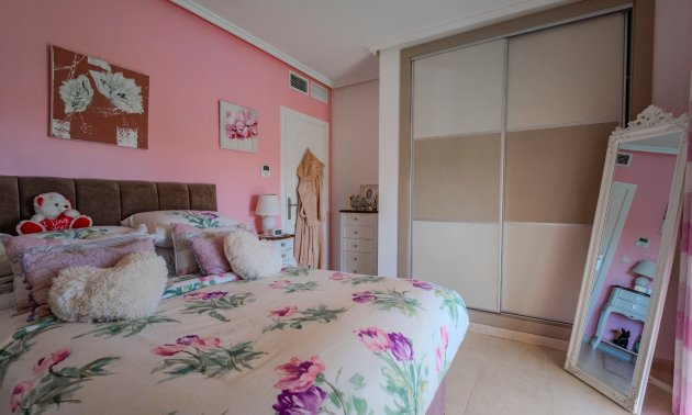 Resale - Townhouse -
Ciudad Quesada - Lo Marabu