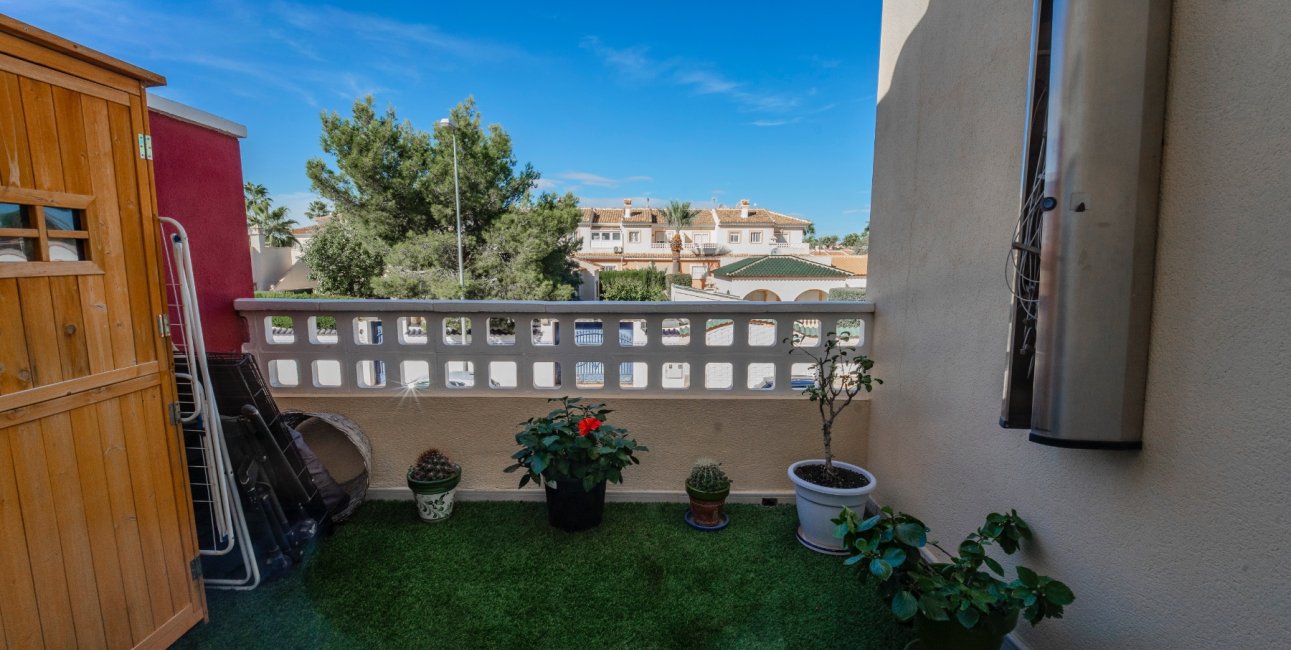 Resale - Townhouse -
Ciudad Quesada - Lo Marabu