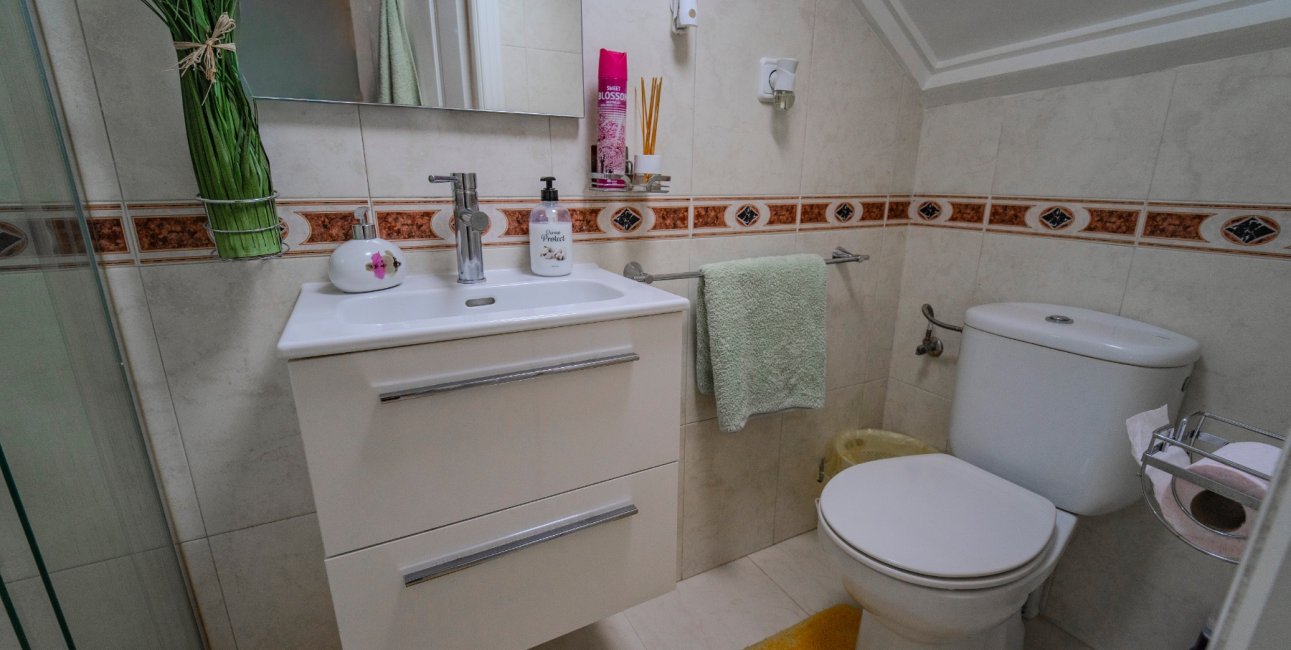 Resale - Townhouse -
Ciudad Quesada - Lo Marabu