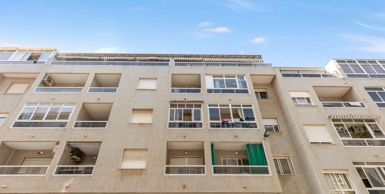 Reventa - Apartamento / piso -
Torrevieja - Paseo maritimo