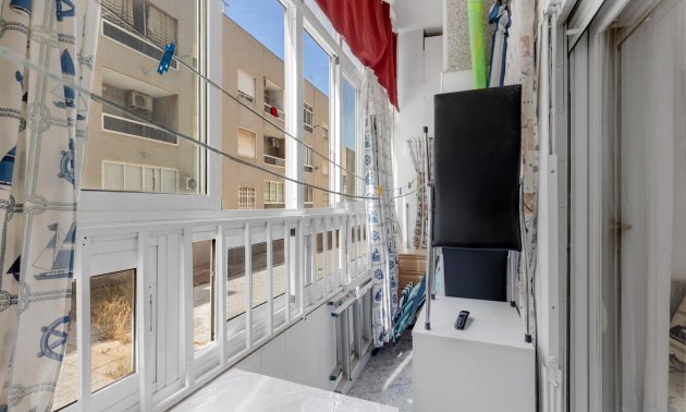 Reventa - Apartamento / piso -
Torrevieja - Paseo maritimo