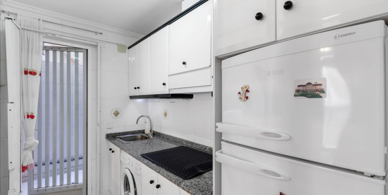 Reventa - Apartamento / piso -
Torrevieja - Paseo maritimo