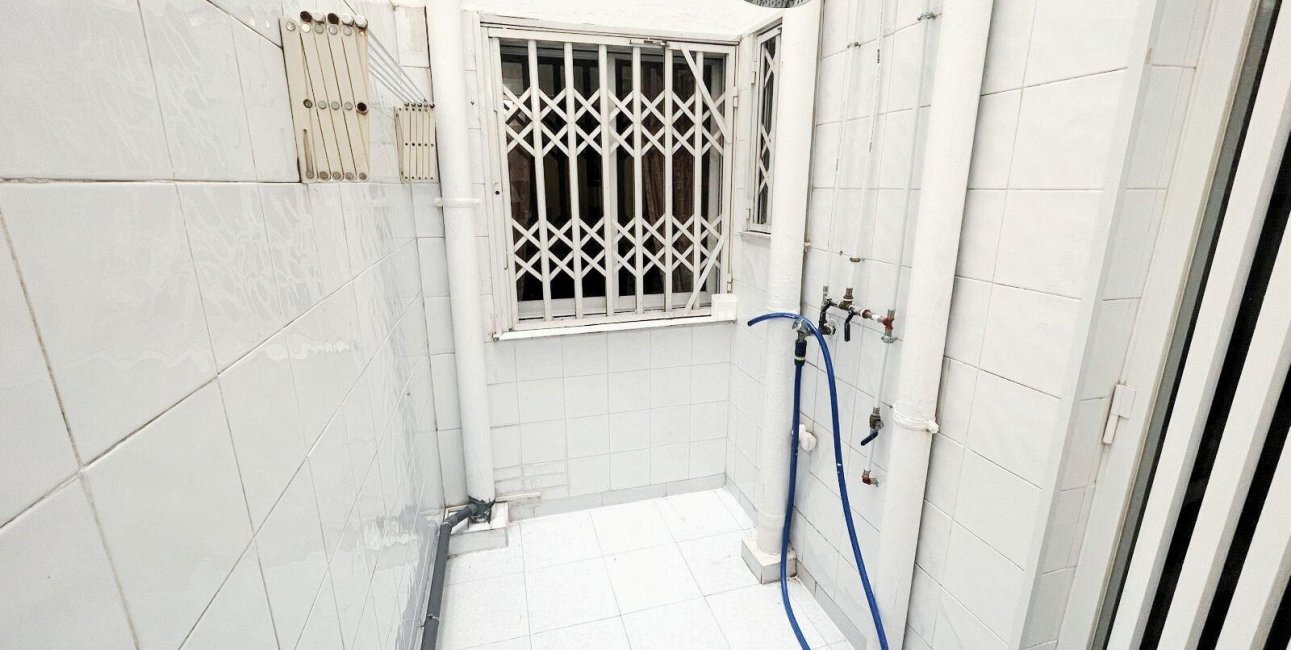 Reventa - Apartamento / piso -
Torrevieja - Paseo maritimo