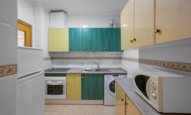 Resale - Apartment / flat -
Torrevieja - Centro