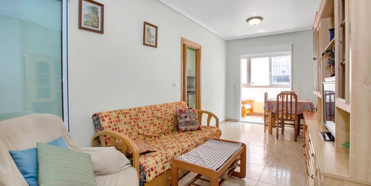 Resale - Apartment / flat -
Torrevieja - Playa de los Locos
