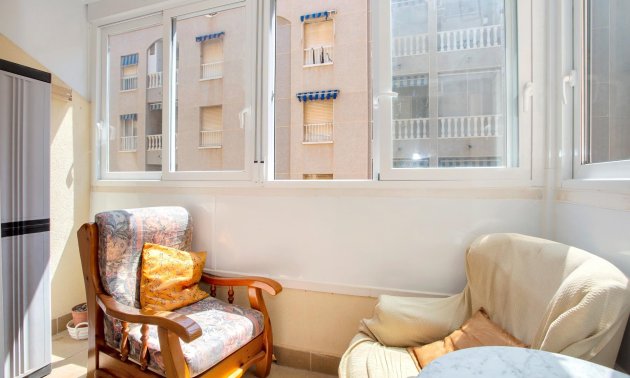 Resale - Apartment / flat -
Torrevieja - Playa de los Locos