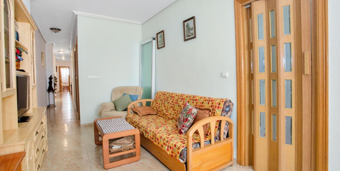 Resale - Apartment / flat -
Torrevieja - Playa de los Locos
