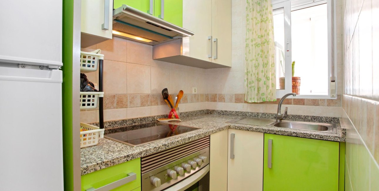 Resale - Apartment / flat -
Torrevieja - Playa de los Locos