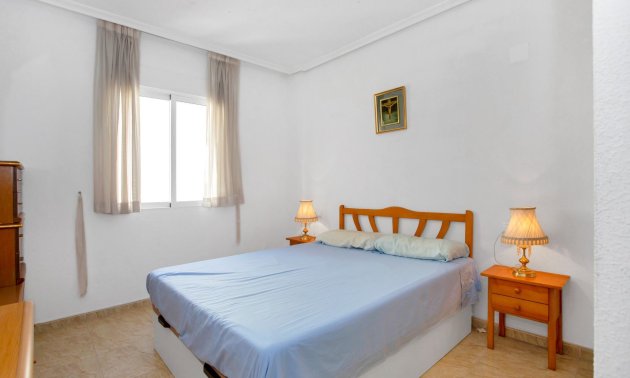 Resale - Apartment / flat -
Torrevieja - Playa de los Locos