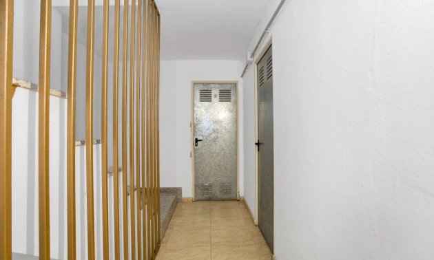 Resale - Apartment / flat -
Torrevieja - Playa de los Locos