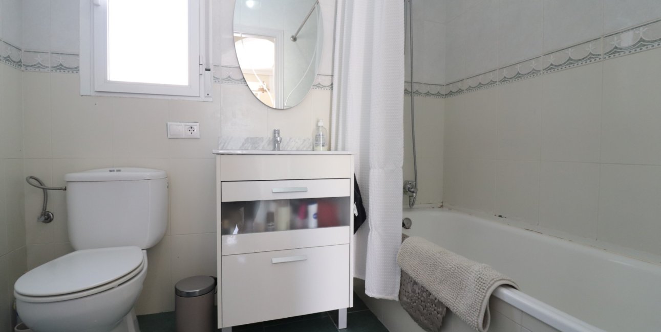 Rynek wtórny - Willa -
Benimar - Benimar II