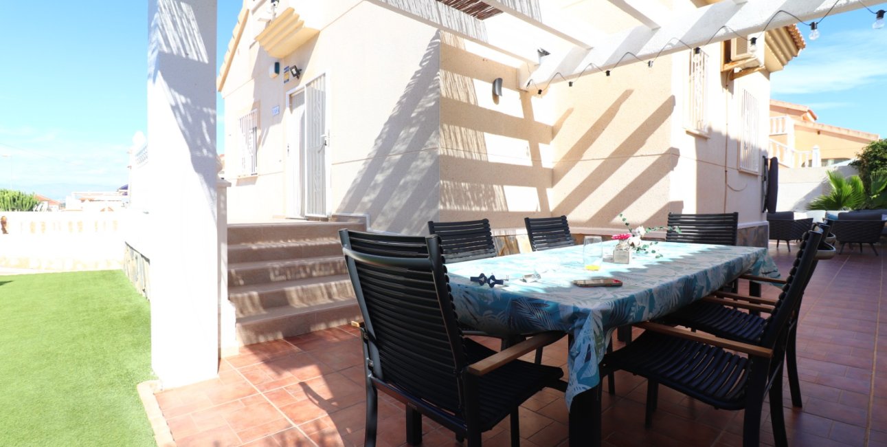 Rynek wtórny - Willa -
Benimar - Benimar II