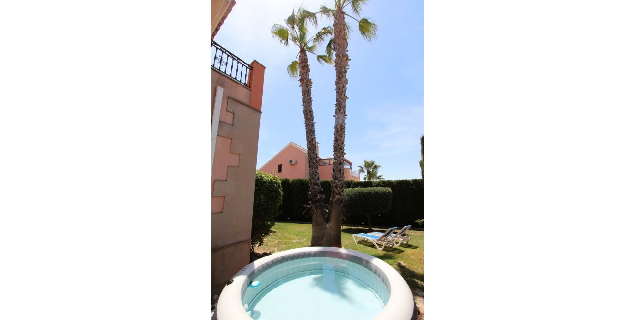 Rynek wtórny - Willa -
Algorfa - La Finca Golf Resort