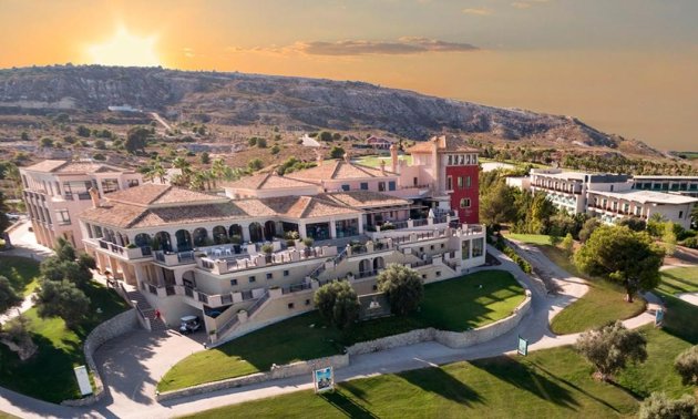 Rynek wtórny - Willa -
Algorfa - La Finca Golf Resort