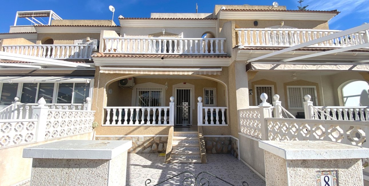 Reventa - Adosado -
Benijofar - Monte Azul