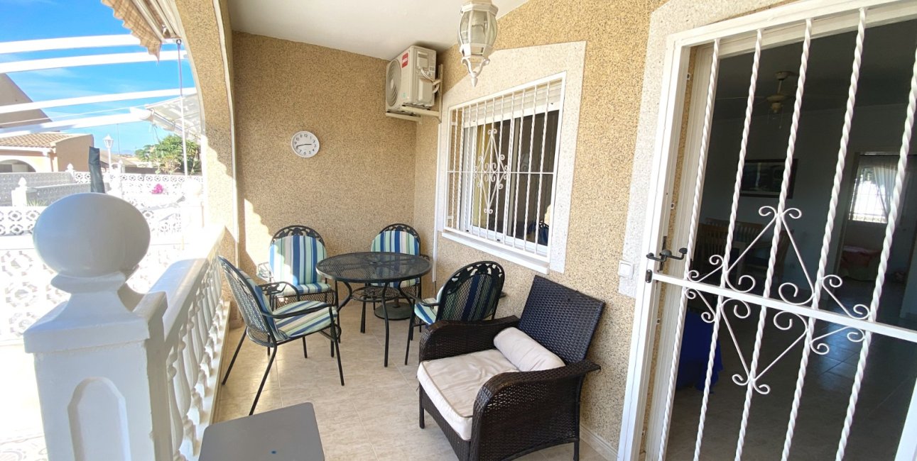 Reventa - Adosado -
Benijofar - Monte Azul