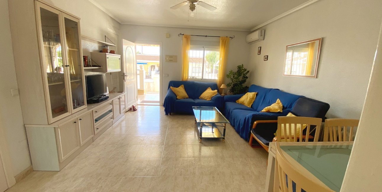 Reventa - Adosado -
Benijofar - Monte Azul