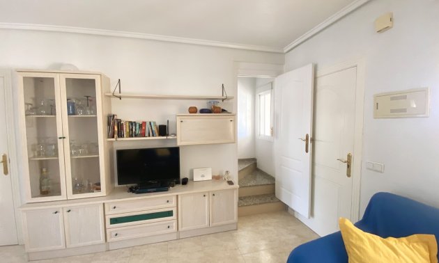 Reventa - Adosado -
Benijofar - Monte Azul