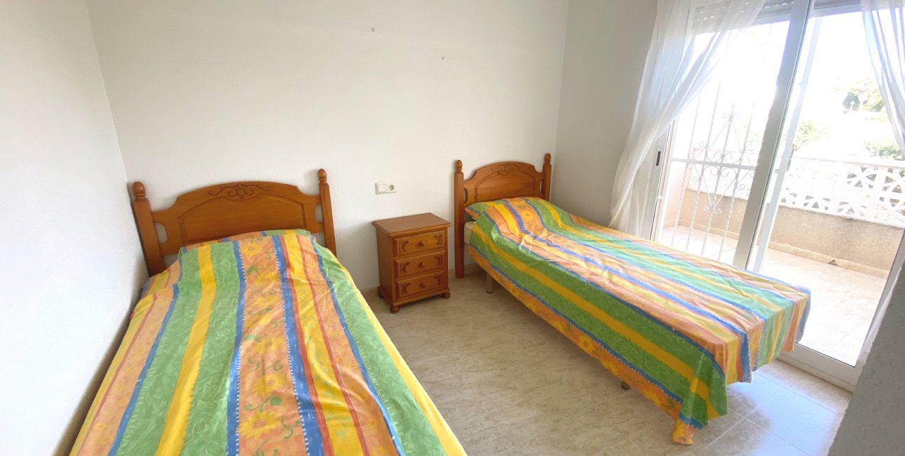 Reventa - Adosado -
Benijofar - Monte Azul