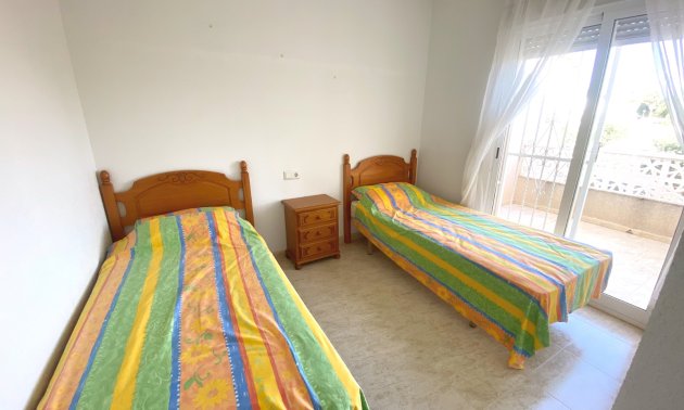 Reventa - Adosado -
Benijofar - Monte Azul